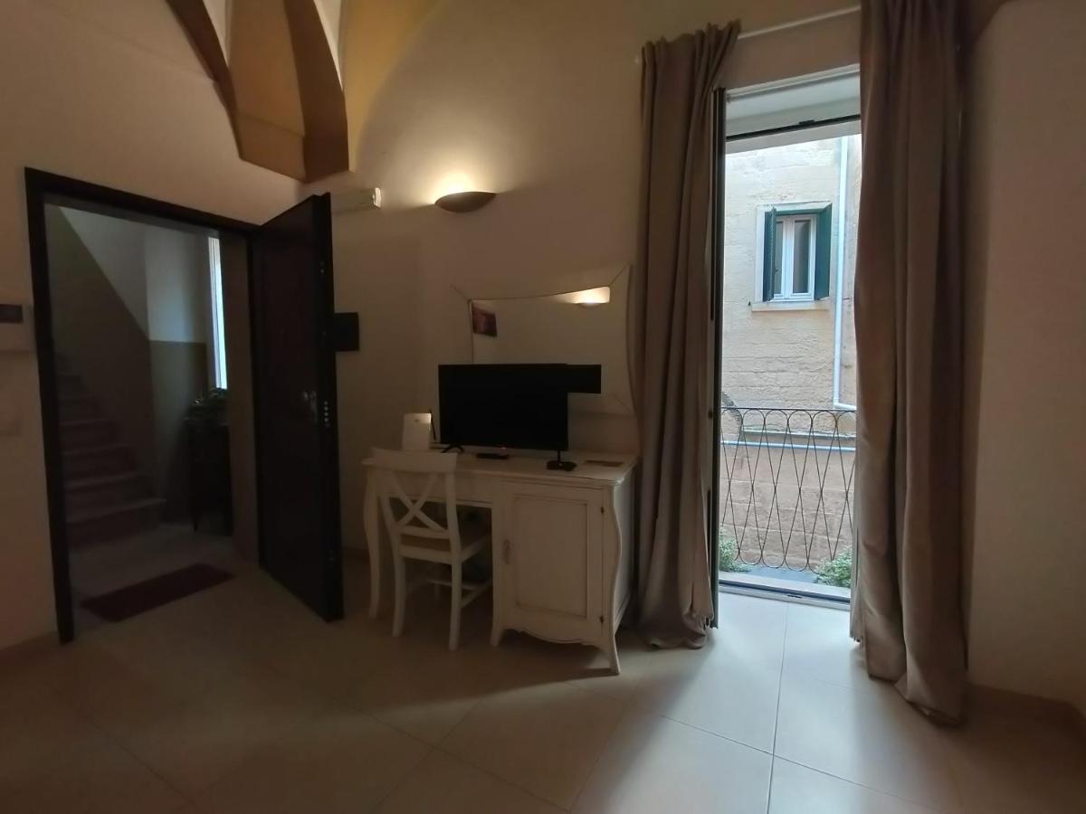 Casa Mamma Elvira Bed & Breakfast Lecce Exterior photo
